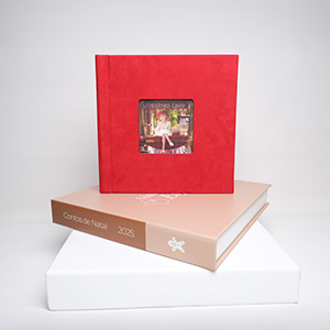 Acompanha 01 Fastbox com um dos 03 temas natalinos