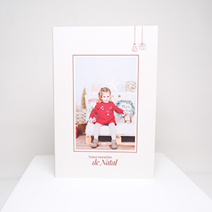 Capa laminada em filme.